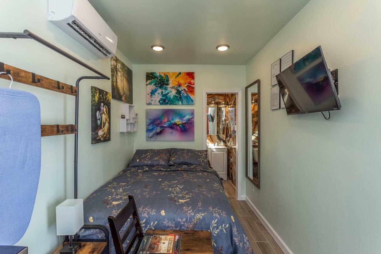 East Downtown Micro-Luxe Container Living Pod #9 Apartment Houston Exterior photo